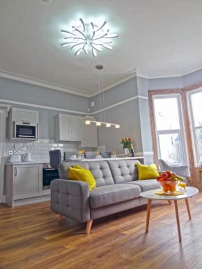 Sea Coast Apartment by Seaside Llandudno